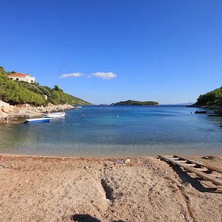 Apartment Karbuni 13217d Blato (Korcula)