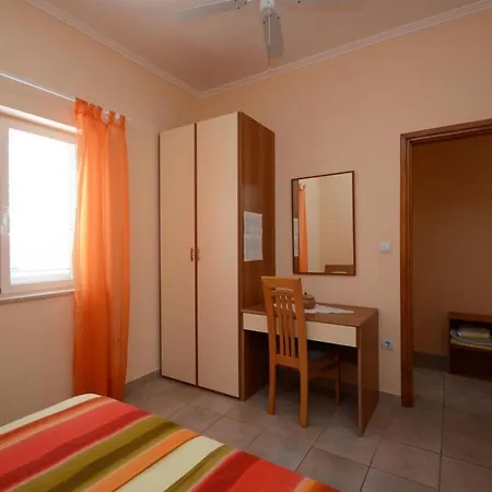 Apartment Karbuni 13217d *